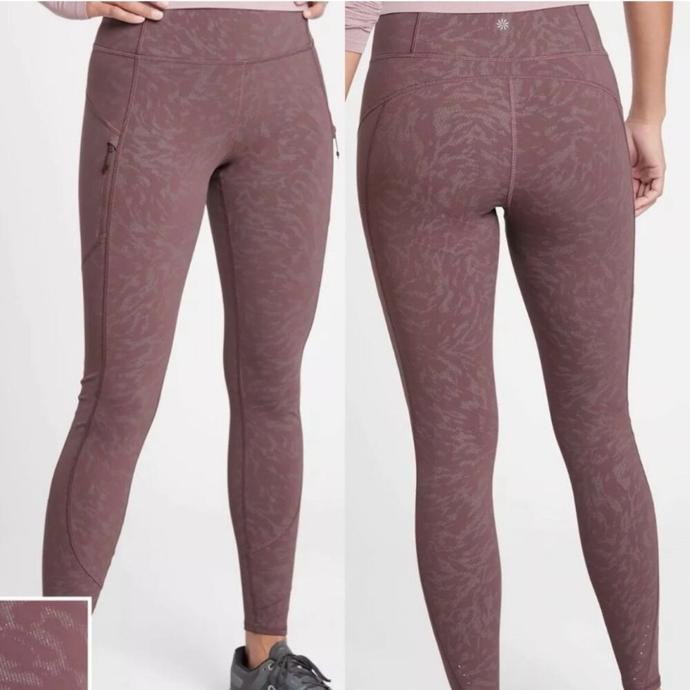 Athleta Rainier Safety Reflecting Printed Tight Leggings Workout Athleisure S